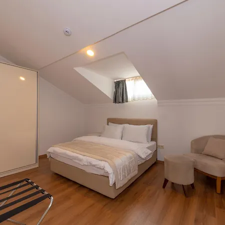 Hotel apartamentowy Joy 4*